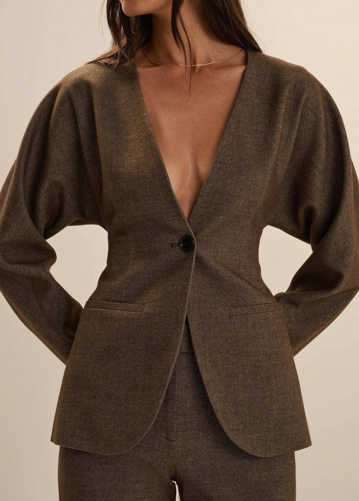 THE POWER MOVE BLAZER