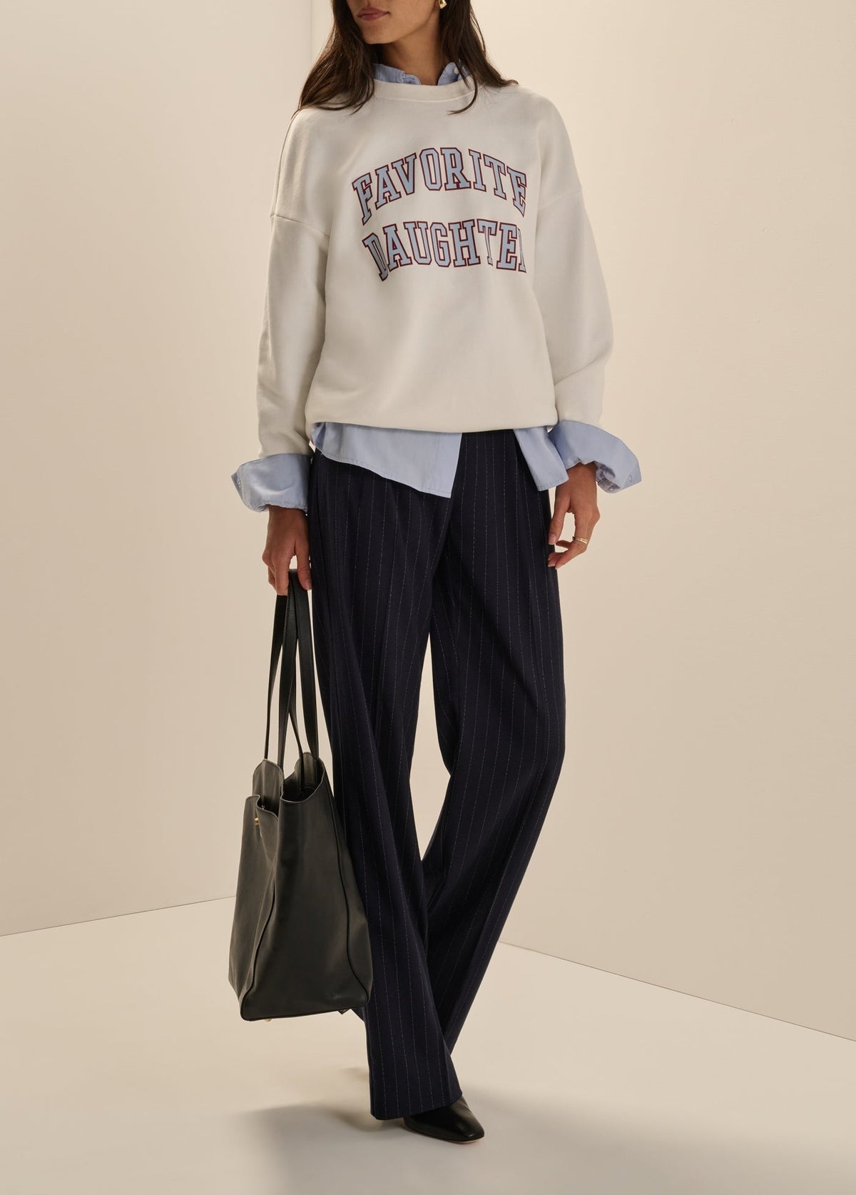 THE COLLEGIATE SWEATSHIRT