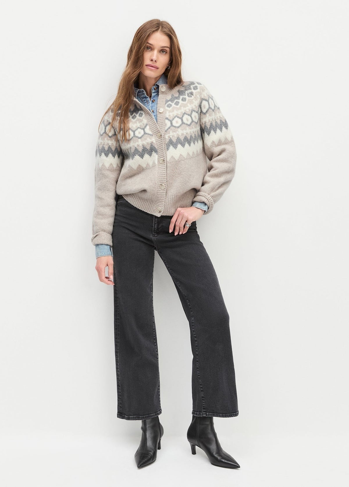THE SNOWED IN CARDIGAN