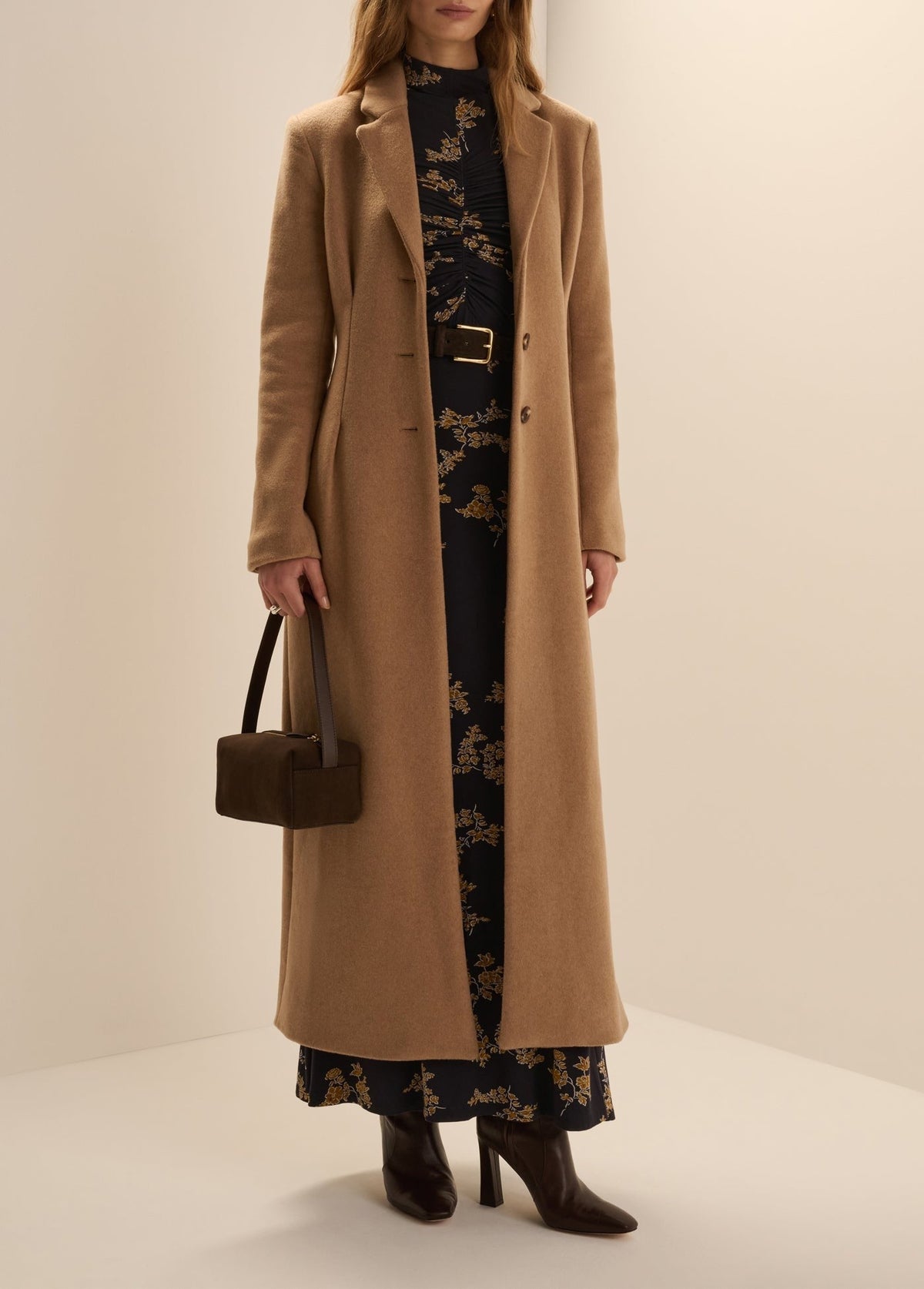 THE METROPOLITAN COAT