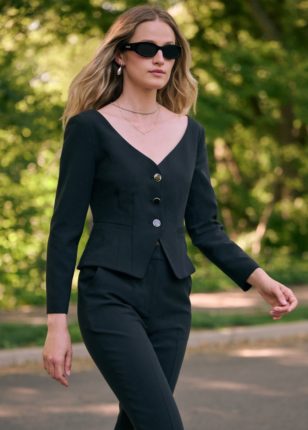THE REVEAL BLAZER