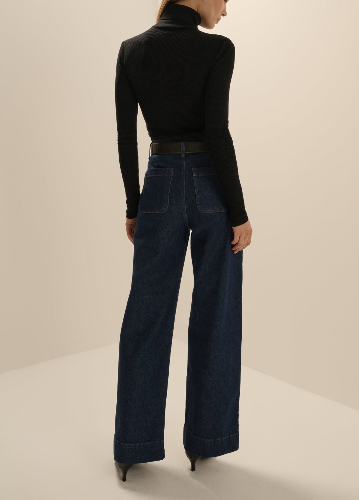 THE AMELIA LONG SLEEVE TOP