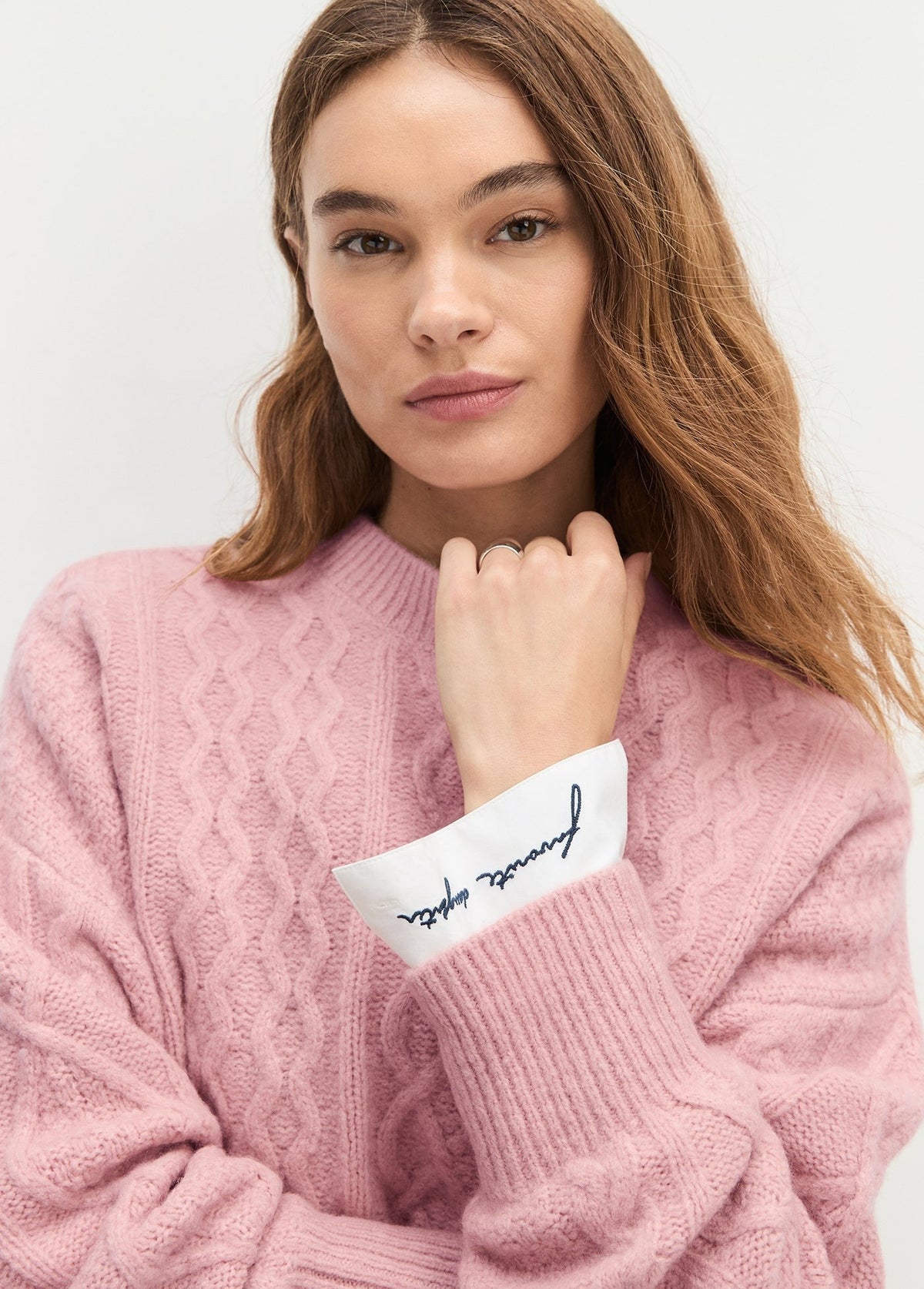 THE OVERSIZED CABLE SWEATER