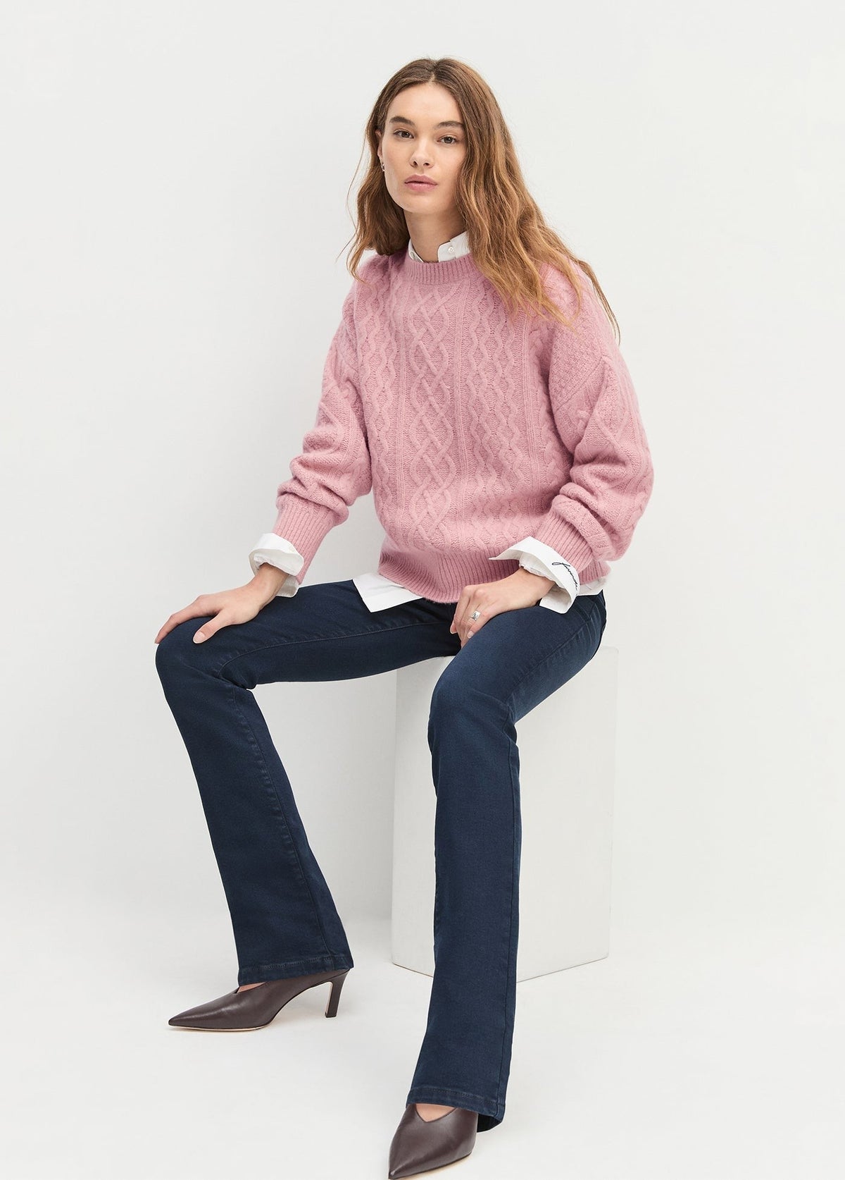 THE OVERSIZED CABLE SWEATER