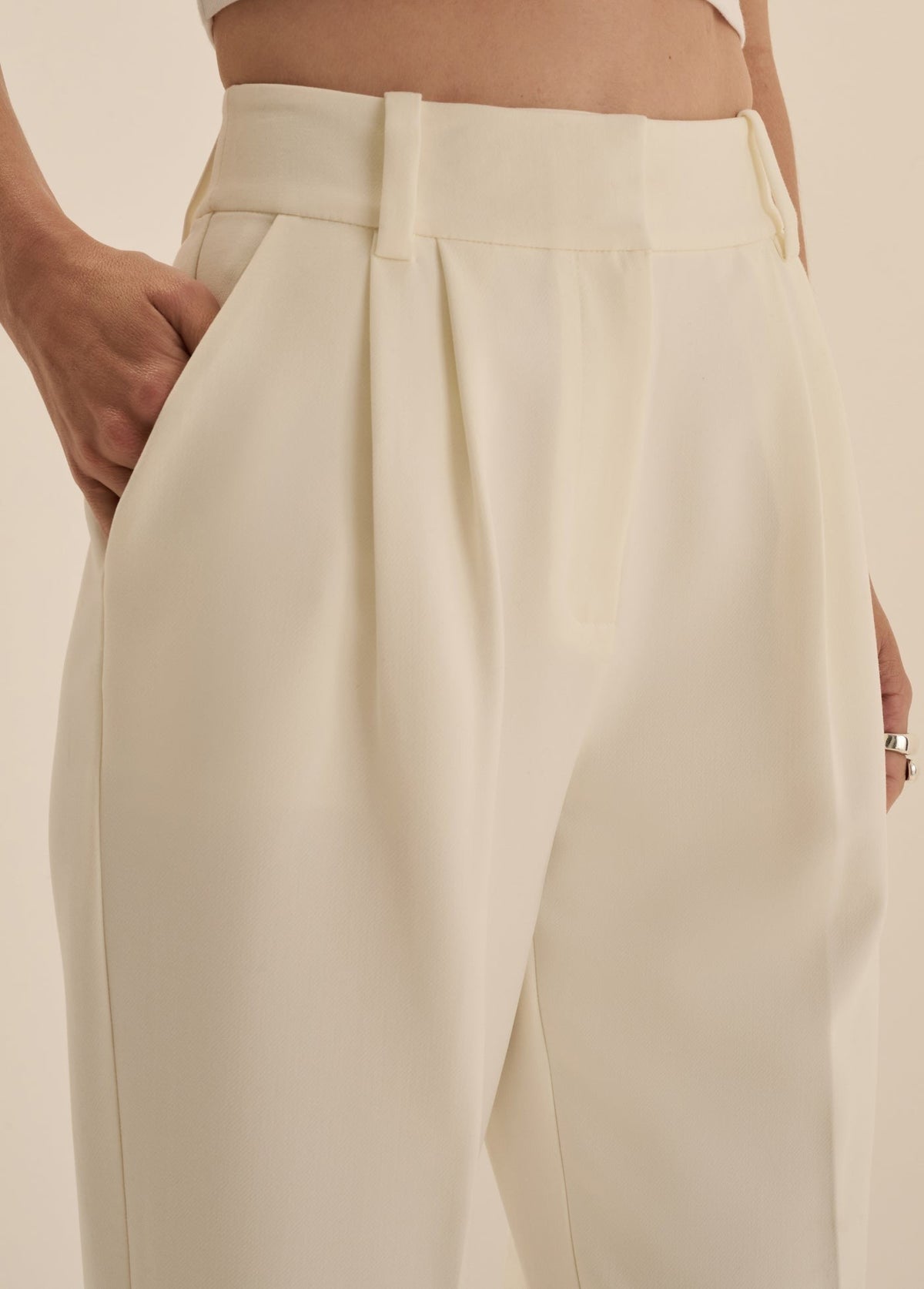 THE PETITE FAVORITE PANT