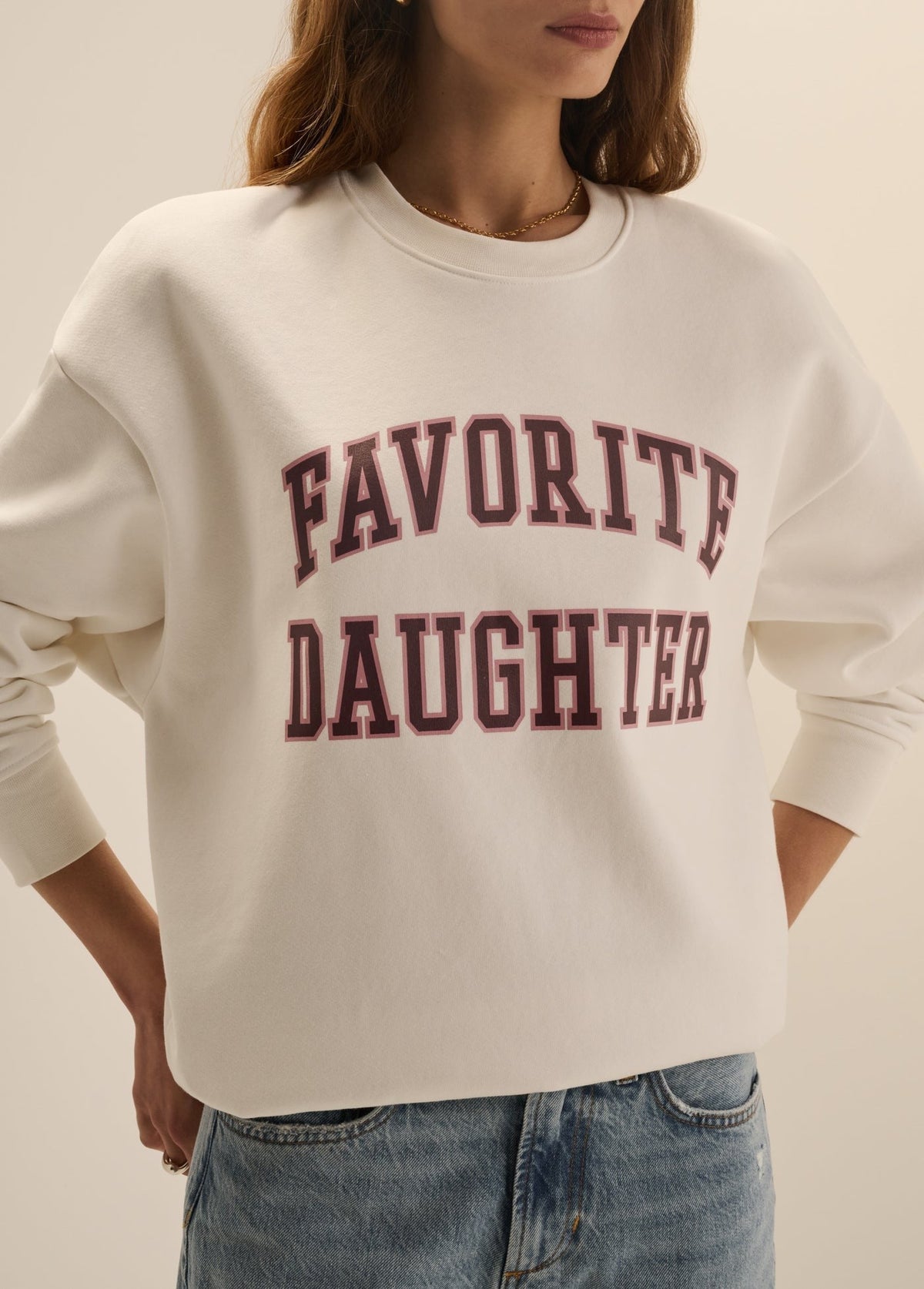 THE COLLEGIATE SWEATSHIRT