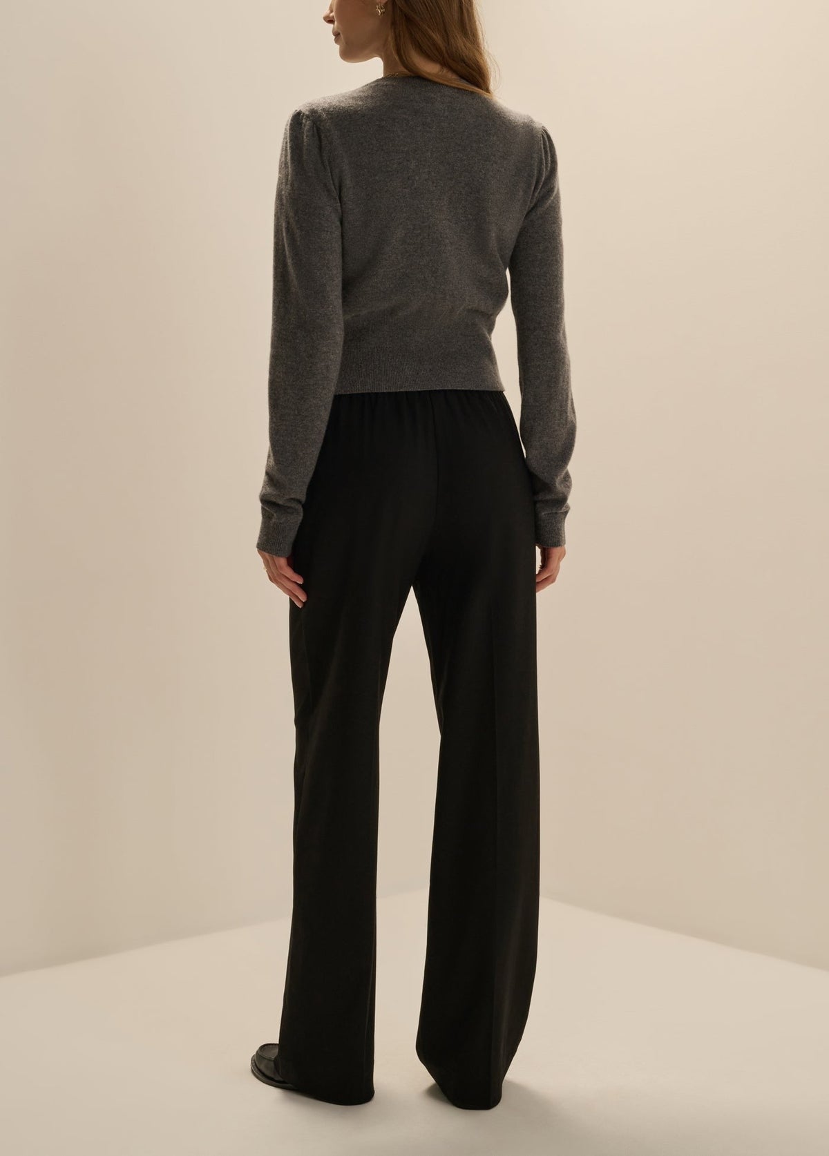 THE EASE PANT