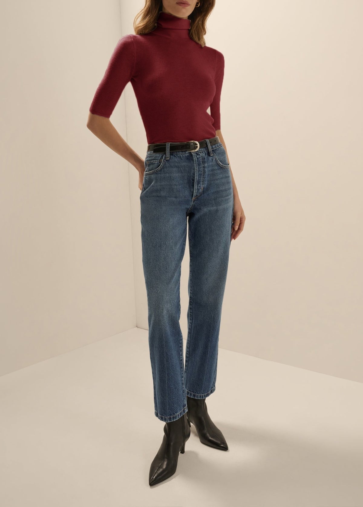 THE AMELIA TURTLENECK