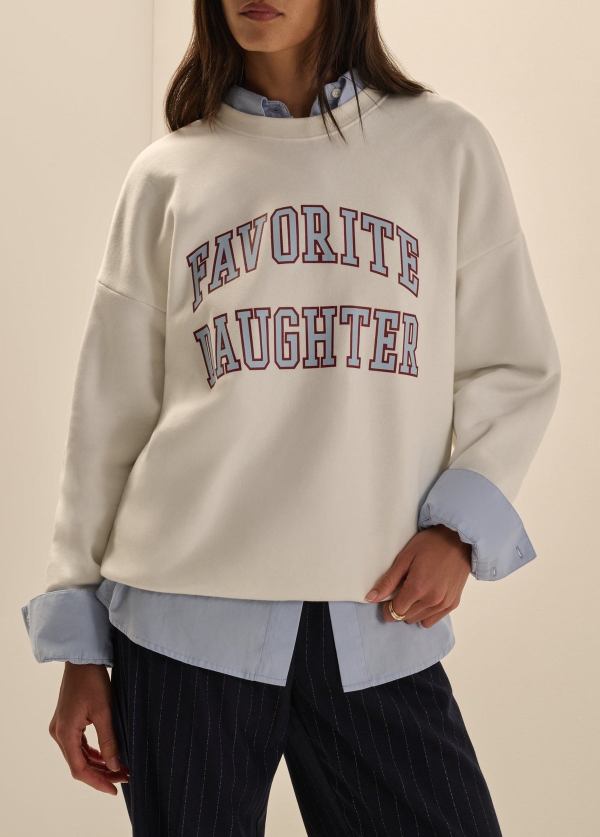 THE COLLEGIATE SWEATSHIRT
