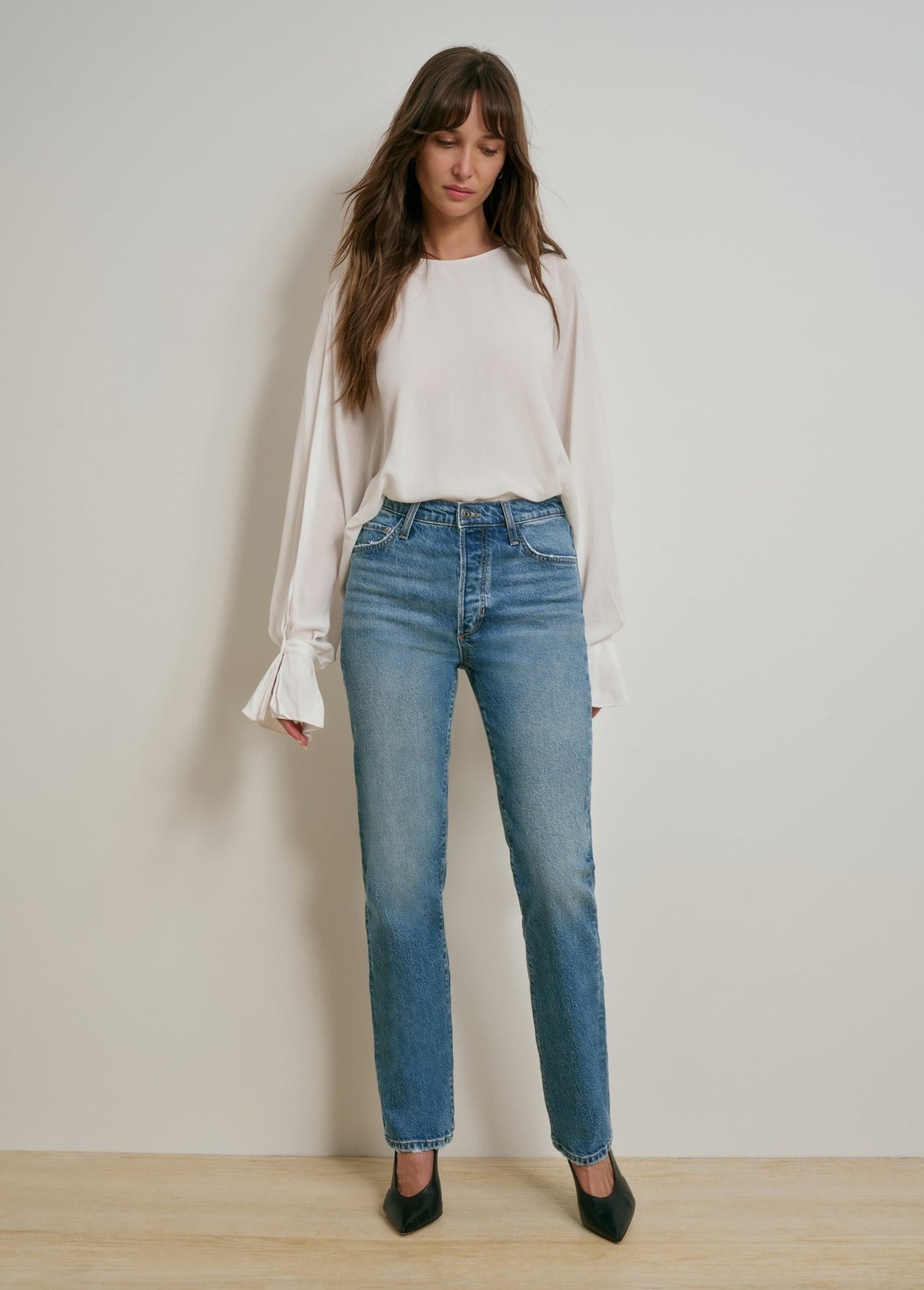 THE JEN MID RISE SLIM STRAIGHT