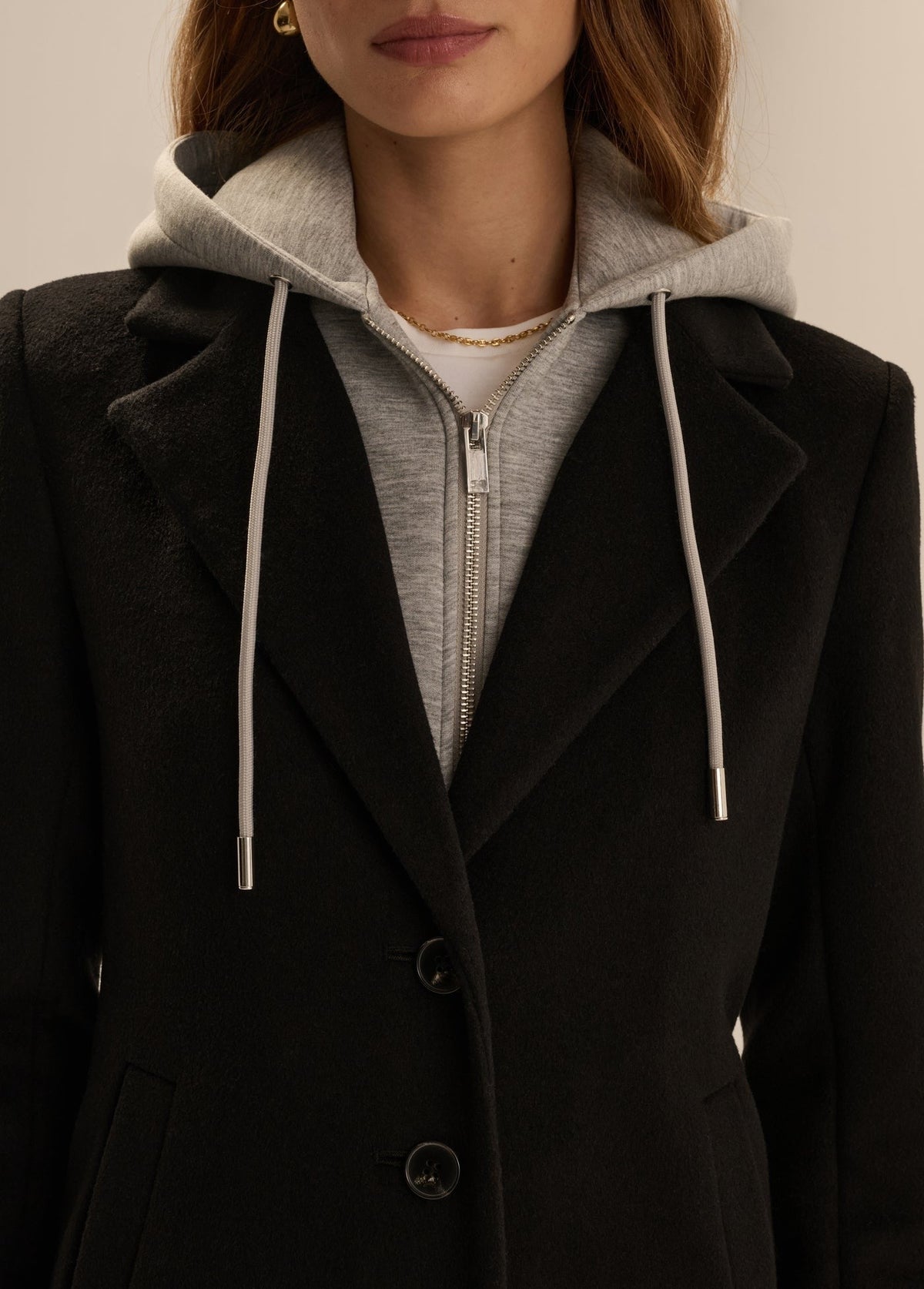 THE SPORT COAT