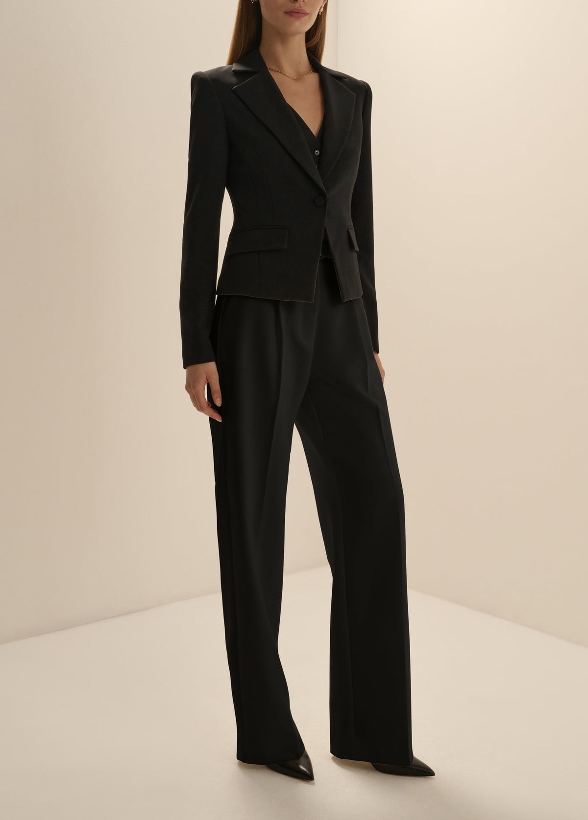 THE FAVORITE CROPPED BLAZER